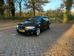 BMW 1-Serie 3.0 130I 5DR 2007 Zwart | Full-Option, Auto's, BMW, 1-Serie, Achterwielaandrijving, 680 kg, 1350 kg