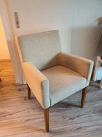 4  eetkamerstoelen. Beige kleurig, Huis en Inrichting, Stoelen, Ophalen, Hout, Gebruikt, Overige kleuren
