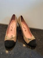 Zwart met beige Unisa pumps ballerina's mt 39, Zwart, Zo goed als nieuw, Unisa, Ballerina's