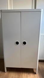Ikea Busunge White Children’s Cupboard | Wit Kledingkast, Kinderen en Baby's, Kinderkamer | Commodes en Kasten, 75 tot 100 cm