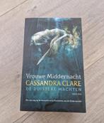 Boek vrouwe middernacht cassandra clare duistere machten 1, Ophalen of Verzenden, Zo goed als nieuw