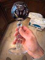 Set Kristallen wijnglazen met geslepen decoratie boheems, Antiek en Kunst, Antiek | Glas en Kristal, Ophalen