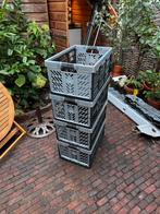 Opbouwbare kratten vier stuks Hornbach grijs, Ophalen, Zo goed als nieuw, Krat, Minder dan 35 cm