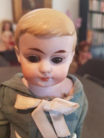 antieke pop onbekend " American Scoolboy"  28 cm. beschikbaar voor biedingen