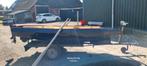 Stalen schouw met trailer en bb motor, Eén persoon, Ticket of Toegangskaart