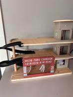 Little dutch autogarage , uitbreiding voor evt houten trein., Ophalen, Zo goed als nieuw, Overige typen