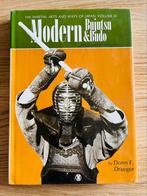 Modern Budo & Bujutsu - Donn F Draeger, Boeken, Ophalen of Verzenden, Vechtsport