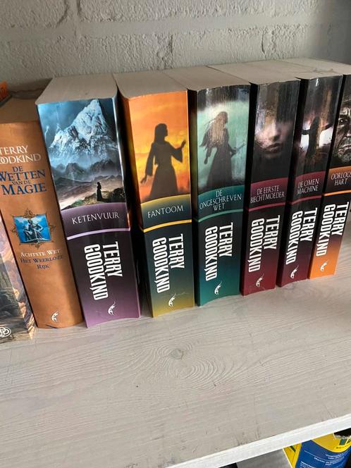 Terry Goodkind - De eerste biechtmoeder, Boeken, Fantasy, Zo goed als nieuw, Ophalen of Verzenden