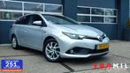 Toyota Auris 1.8 Hybrid Dynamic NAP DEALER ONDERHOUDEN ZEER, 65 €/maand, 28 km/l, Gebruikt, Euro 6