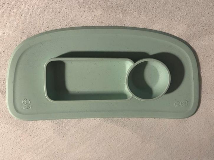 Stokke Stoelverkleiner + Placemat, Kinderen en Baby's, Kinderstoelen, Zo goed als nieuw, Meegroeistoel, Stoelverkleiner, Ophalen