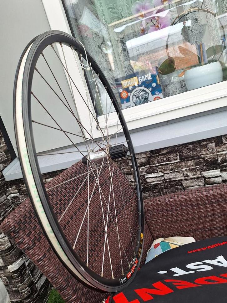 Voorwiel Shimano Tiagra/Weinmann 700c, Fietsen en Brommers, Fietsonderdelen, Gebruikt, Racefiets, Wiel, Ophalen