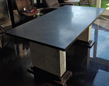 Belgisch hardsteen tafelblad 186x97 cm beschikbaar voor biedingen