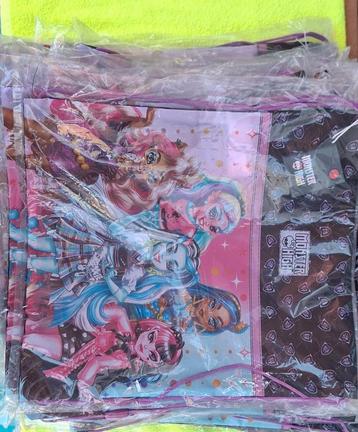 Partij 27 x monster high tasjes met koord beschikbaar voor biedingen