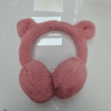 Roze kinder oorwarmers beschikbaar voor biedingen