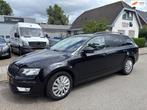 Skoda Octavia Combi 1.6 TDI Greentech Ambition Navi, Voorwielaandrijving, Gebruikt, 4 cilinders, Zwart