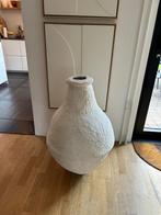 XL kruik/vaas papier machée merk:J-Line, Huis en Inrichting, Woonaccessoires | Vazen, Ophalen, Overige materialen, Wit, Zo goed als nieuw