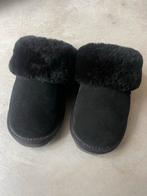 Warmbat Pantoffels Maat 38, Kleding | Dames, Schoenen, Ophalen of Verzenden, Gedragen, Zwart, Pantoffels of Sloffen