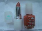 set nagellak + lipstick  Yves Rocher   vintage  (A), Sieraden, Tassen en Uiterlijk, Uiterlijk | Cosmetica en Make-up, Ophalen of Verzenden