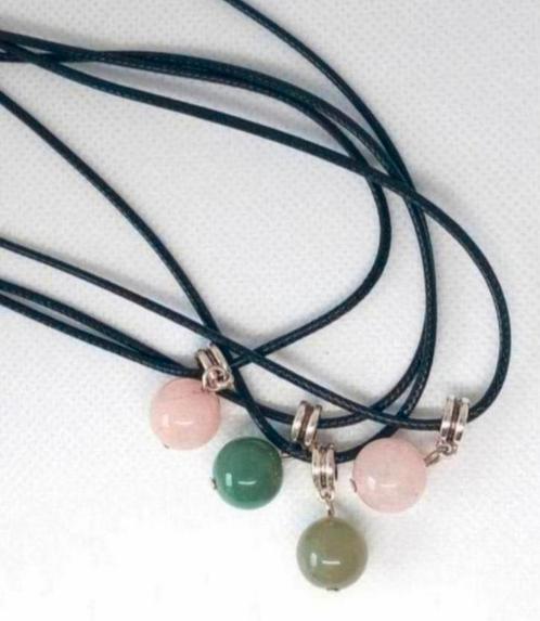 Groene Aventurijn of Rozenkwarts ketting., Sieraden, Tassen en Uiterlijk, Kettinghangers, Nieuw, Steen of Mineraal, Groen, Overige voorstellingen