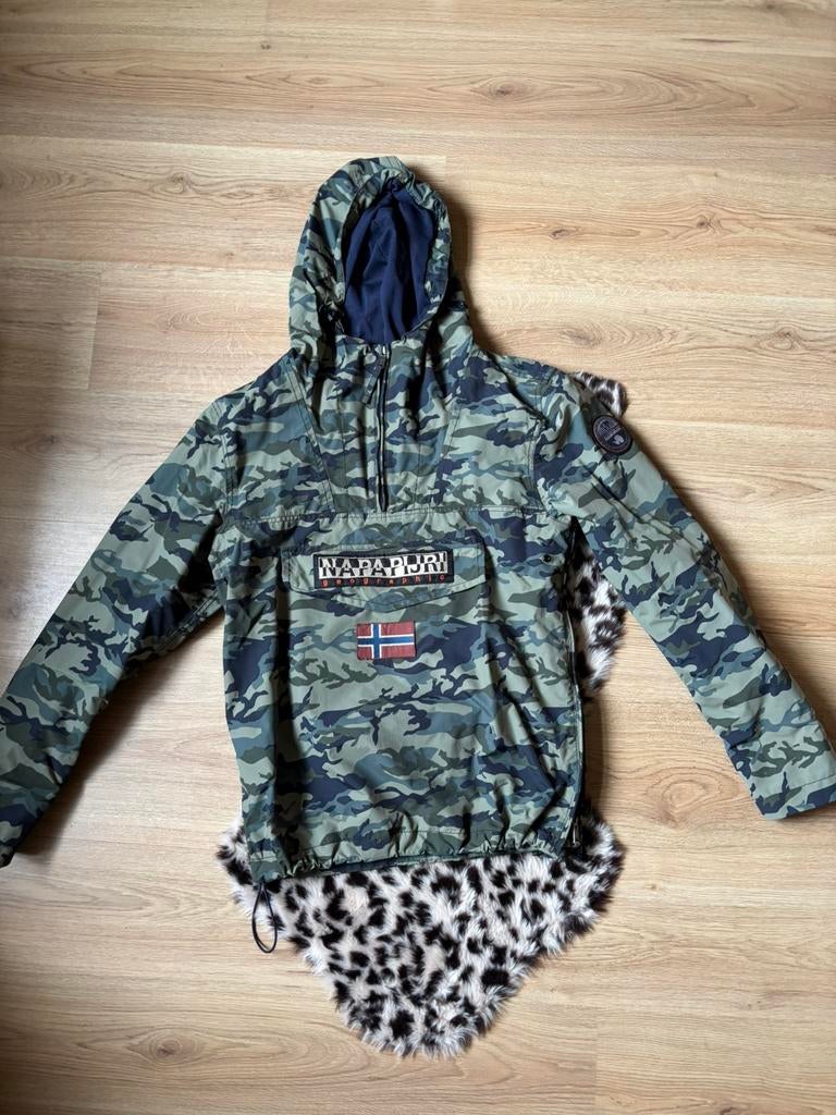Napapijri jas regular fit camouflage, Kleding | Heren, Jassen | Winter, Ophalen of Verzenden, Gedragen, Overige kleuren