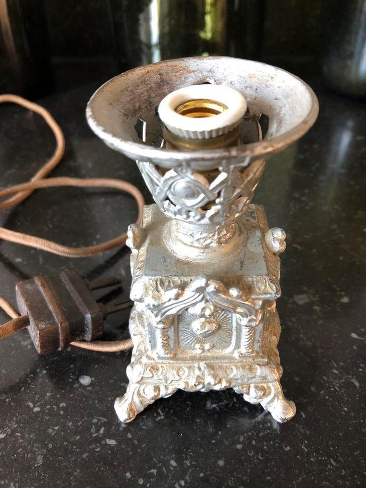 Antiek altaar / hostie lampje /  religieus lampje, Antiek en Kunst, Antiek | Religie, Verzenden