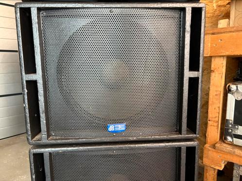 dB Technologies Stage Opera 41.15, Muziek en Instrumenten, Versterkers | Keyboard, Monitor en PA, Gebruikt, P.A., Minder dan 500 watt