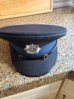 Politiepet oud model., Ophalen of Verzenden, Nederland, Embleem of Badge