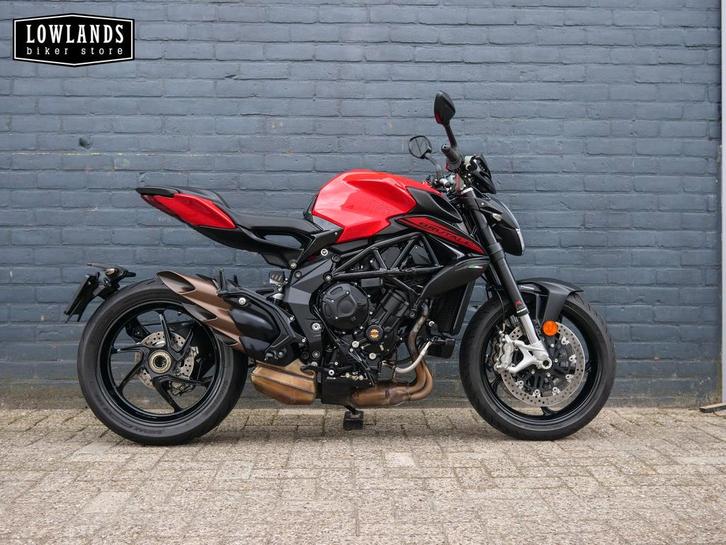 MV AGUSTA BRUTALE 800 ROSSO (bj 2022), Motoren, Motoren | MV Agusta, Bedrijf, Naked bike, meer dan 35 kW, 3 cilinders, Motorrijbewijs A