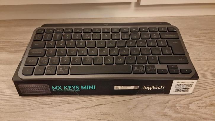 Logitech MX Keys Mini - Zwart - Draadloos Toetsenbord, Computers en Software, Toetsenborden, Nieuw, Qwerty, Draadloos, Multimediatoetsen