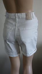 nieuwe witte korte VILA broek, Nieuw, Vila, W27 (confectie 34) of kleiner, Wit