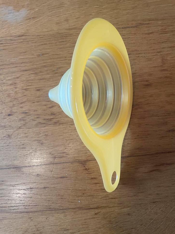 Mini-Max Trechter - Geel, Huis en Inrichting, Keuken | Keukenbenodigdheden, Nieuw, Ophalen of Verzenden