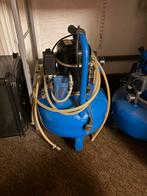 Twee stille compressoren - 1 werkt, Doe-het-zelf en Verbouw, Compressors, Ophalen, Gebruikt, 6 tot 10 bar, Minder dan 200 liter/min
