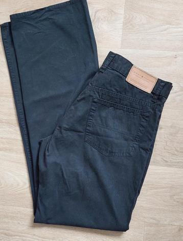 Tommy Hilfiger Jeans in maat W32 L34. beschikbaar voor biedingen