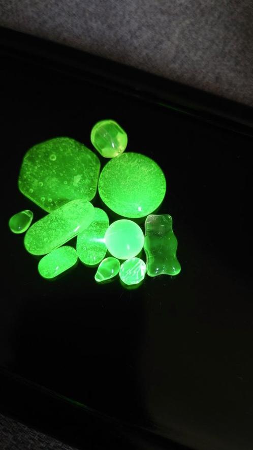 Uranium trinkets set 1, Antiek en Kunst, Antiek | Glas en Kristal, Ophalen of Verzenden