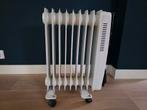 Oliegevulde radiator, Huis en Inrichting, Kachels, Oliekachel, Elektrisch, Ophalen of Verzenden, Zo goed als nieuw