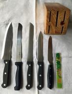 5 messen in houten messenopslagblok + 1 losse grote mes, Huis en Inrichting, Keuken | Bestek, Ophalen of Verzenden, Zo goed als nieuw