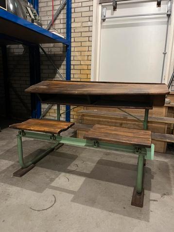 Vintage kinderset  dubbel industrieel beschikbaar voor biedingen