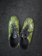 Voetbal schoenen, Caravans en Kamperen, Ophalen, Zo goed als nieuw