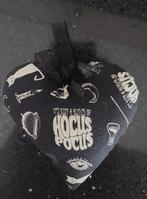 nieuw- kasthanger/ hartje: Hocus Pocus ( zwart), Ophalen of Verzenden, Nieuw