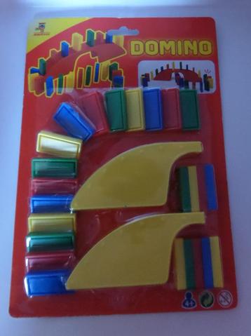 Domino beschikbaar voor biedingen