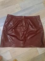 Leer rok, Kleding | Dames, Rokken, Ophalen of Verzenden, Zo goed als nieuw, Zwart, Boven de knie