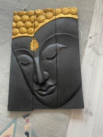 Buddha beeld hout beschikbaar voor biedingen