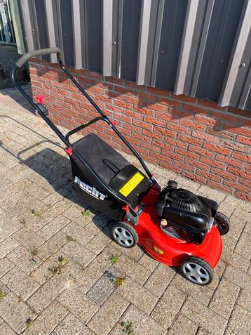 Gazonmaaier/ grasmaaier beschikbaar voor biedingen