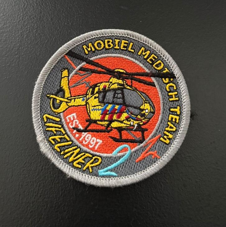 Patch Mobiel Medisch Team - Lifeliner 2, Verzamelen, Speldjes, Pins en Buttons, Verzenden