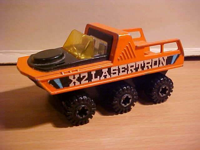 Corgi - The Explorers Amfibie [oranje] 1/36, Hobby en Vrije tijd, Modelauto's | Overige schalen, Gebruikt, Overige typen, Ophalen of Verzenden