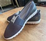 Adidas instappertjes maat 39 grijs, Ophalen of Verzenden, Zo goed als nieuw, Grijs, Sneakers of Gympen
