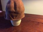 Warme petten en mutsen met oorkleppen, Ophalen of Verzenden, Zo goed als nieuw, One size fits all, Pet