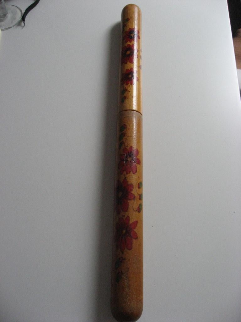 Houten breipennen koker. 50 cm lang, Ophalen of Verzenden, Gebruikt