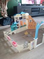 barbie manege en stallen en paarden eb paardrij barbie, Ophalen of Verzenden, Zo goed als nieuw, Meisje