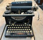 oude typmachine L C SMITH opknapper, Diversen, Typemachines, Ophalen, Gebruikt